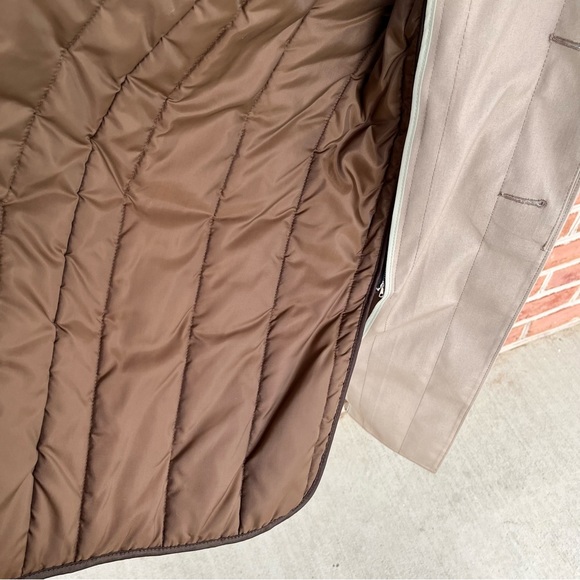 London fog mens beige trench with zip out lining and belt. 44 regular - Picture 8 of 15